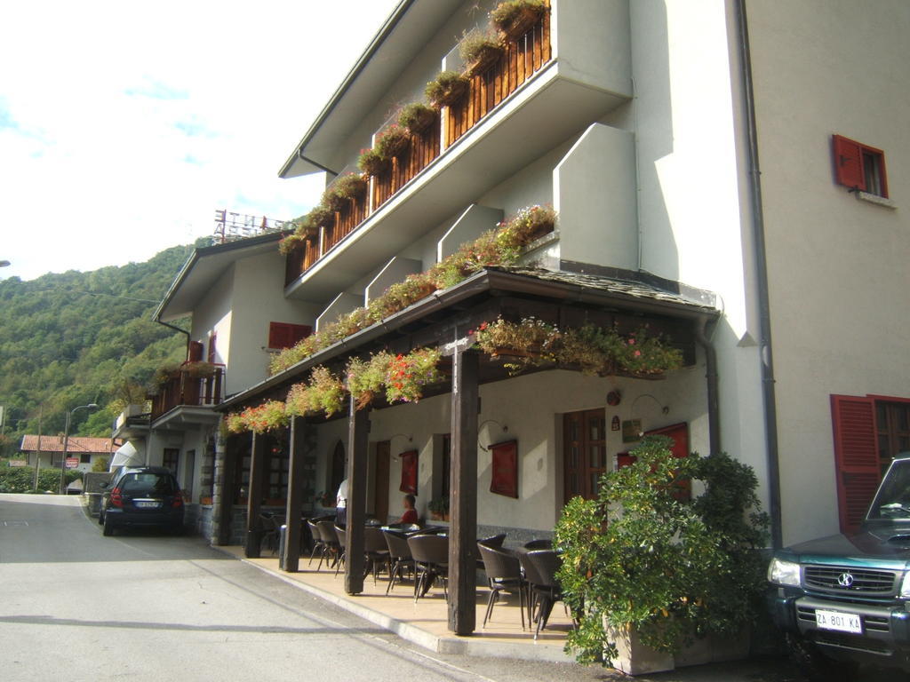 Hotel Berlinghera Sorico Exterior photo