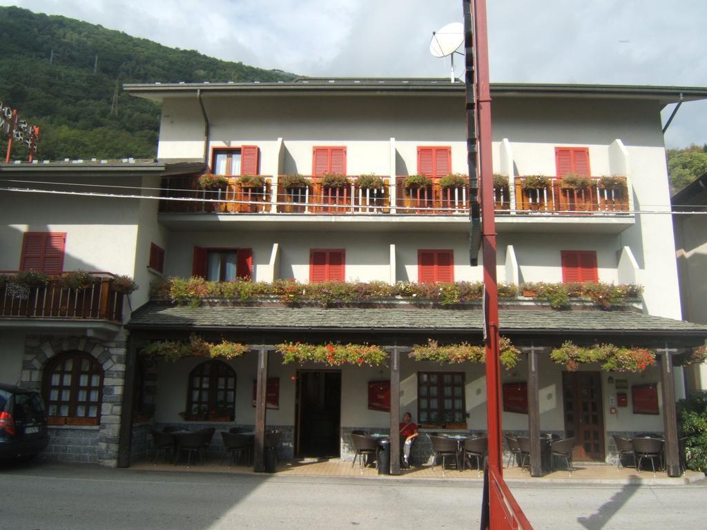 Hotel Berlinghera Sorico Exterior photo